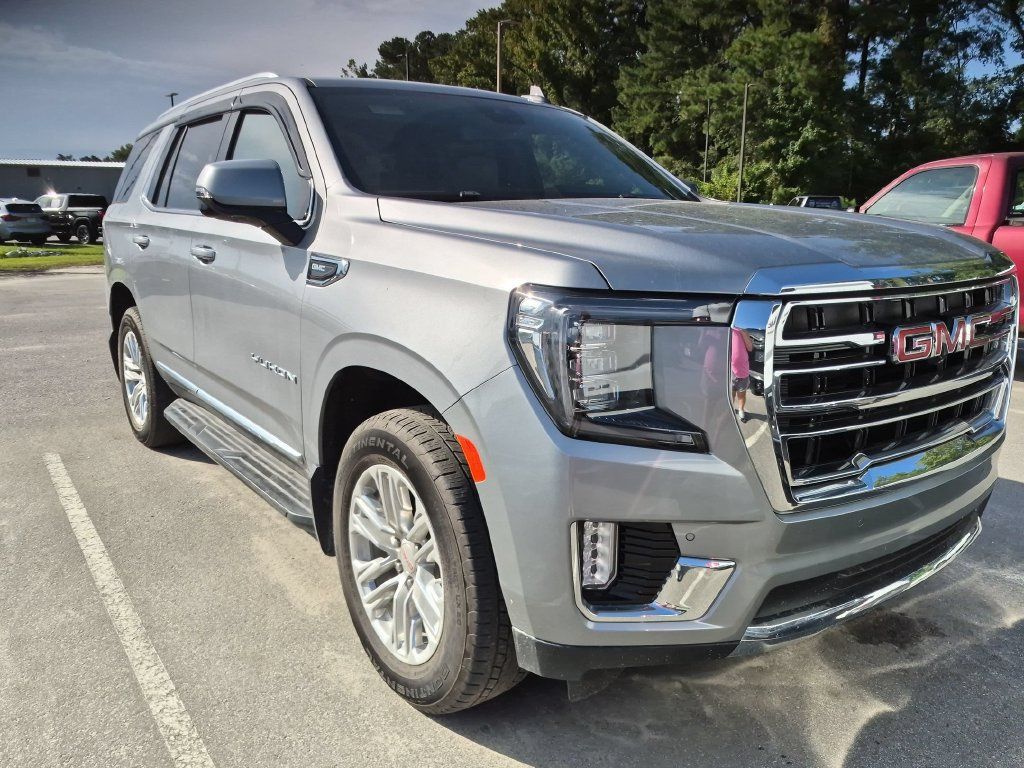 Used 2024 GMC Yukon SLT w/ SLT Luxury Package AWD/4WD image 14