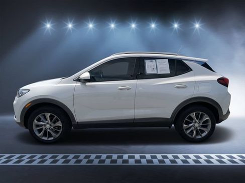 Used 2022 Buick Encore GX Essence w/ Experience Buick Package AWD/4WD image 6