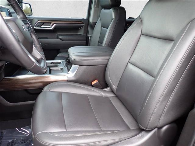 Used 2023 Chevrolet Silverado 1500 RST AWD/4WD image 12