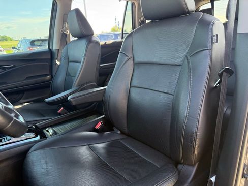 Used 2022 Honda Pilot Elite image 11