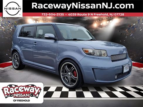 Used 2010 Scion xB image 1