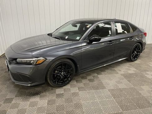 Used 2023 Honda Civic Sport image 8