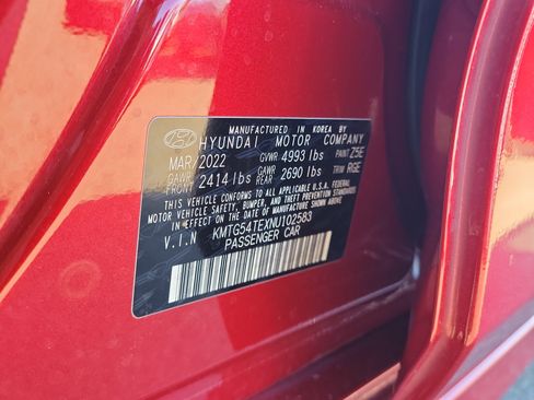 Used 2022 Genesis G70 3.3T w/ Sport Prestige Package image 35