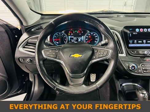 Used 2016 Chevrolet Malibu Premier FWD image 4