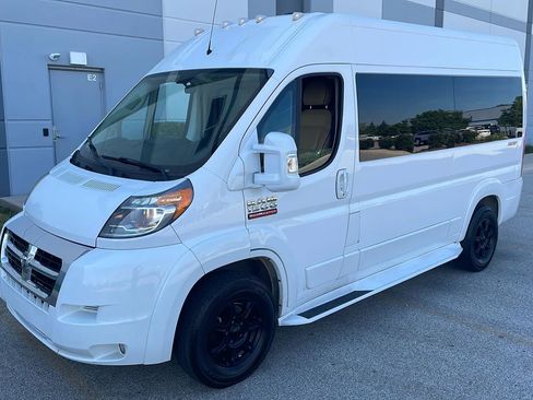 Used 2018 RAM ProMaster 1500 w/ Mopar Trailer Tow Group FWD image 3