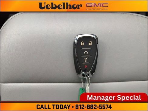 Used 2021 Chevrolet Traverse LT AWD/4WD image 38