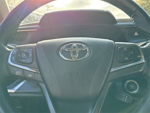 Used 2016 Toyota Avalon XLE Premium image 29