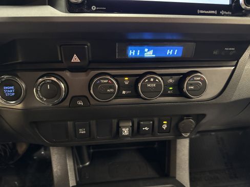 Used 2023 Toyota Tacoma TRD Sport image 49