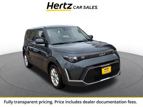 Used 2025 Kia Soul LX w/ LX Technology Package FWD image 1