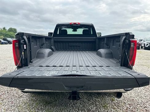Used 2024 GMC Sierra 3500 SLE w/ SLE Convenience Package AWD/4WD image 13
