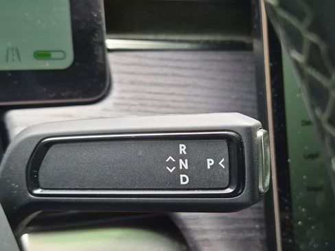 Used 2025 Rivian R1S Adventure Dual AWD/4WD image 10