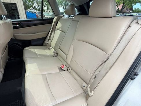 Used 2015 Subaru Outback 2.5i Limited AWD/4WD image 23