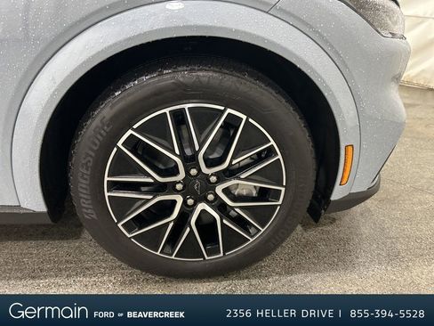 Used 2025 Ford Mustang Mach-E Premium image 9