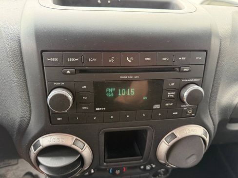 Used 2012 Jeep Wrangler Sport AWD/4WD image 22