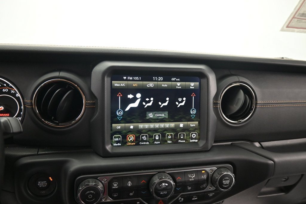 Used 2022 Jeep Wrangler Unlimited Sahara AWD/4WD image 21