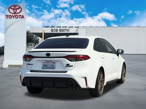 Certified 2024 Toyota Corolla SE FWD image 6