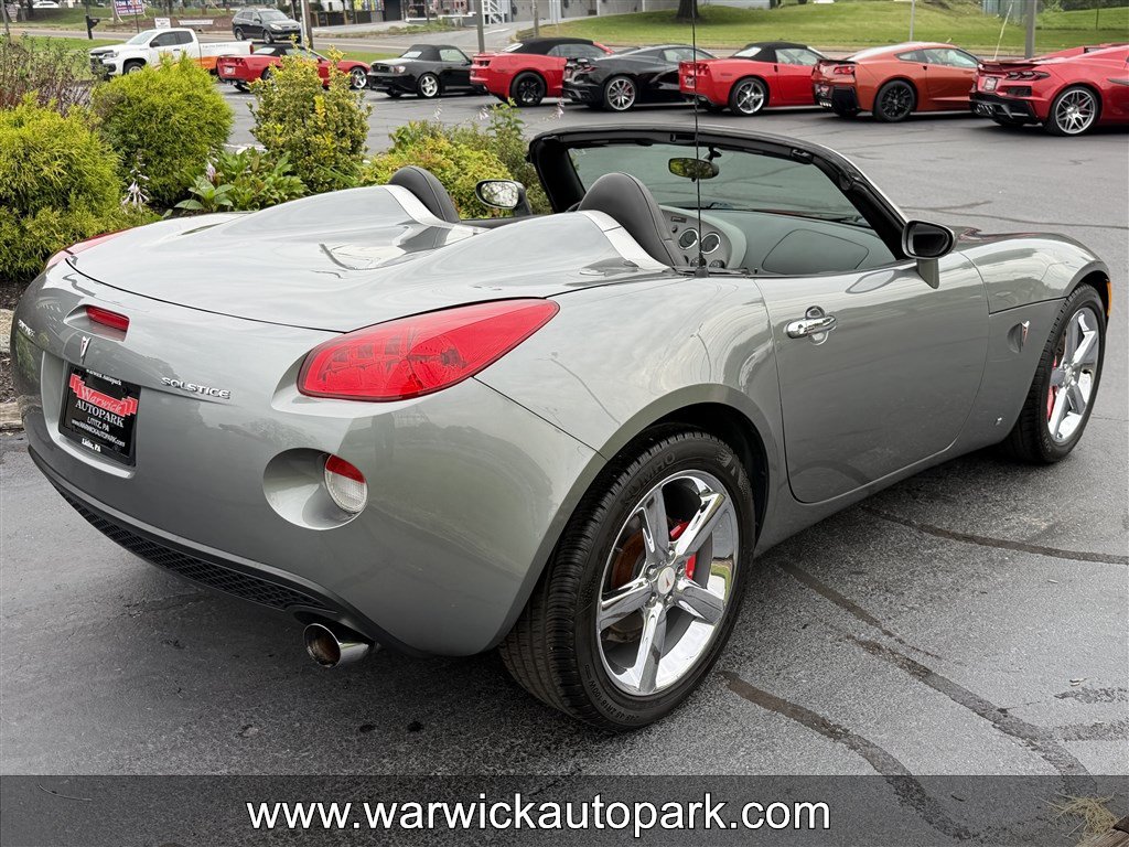 Used 2006 Pontiac Solstice Convertible w/ Premium Package RWD image 16