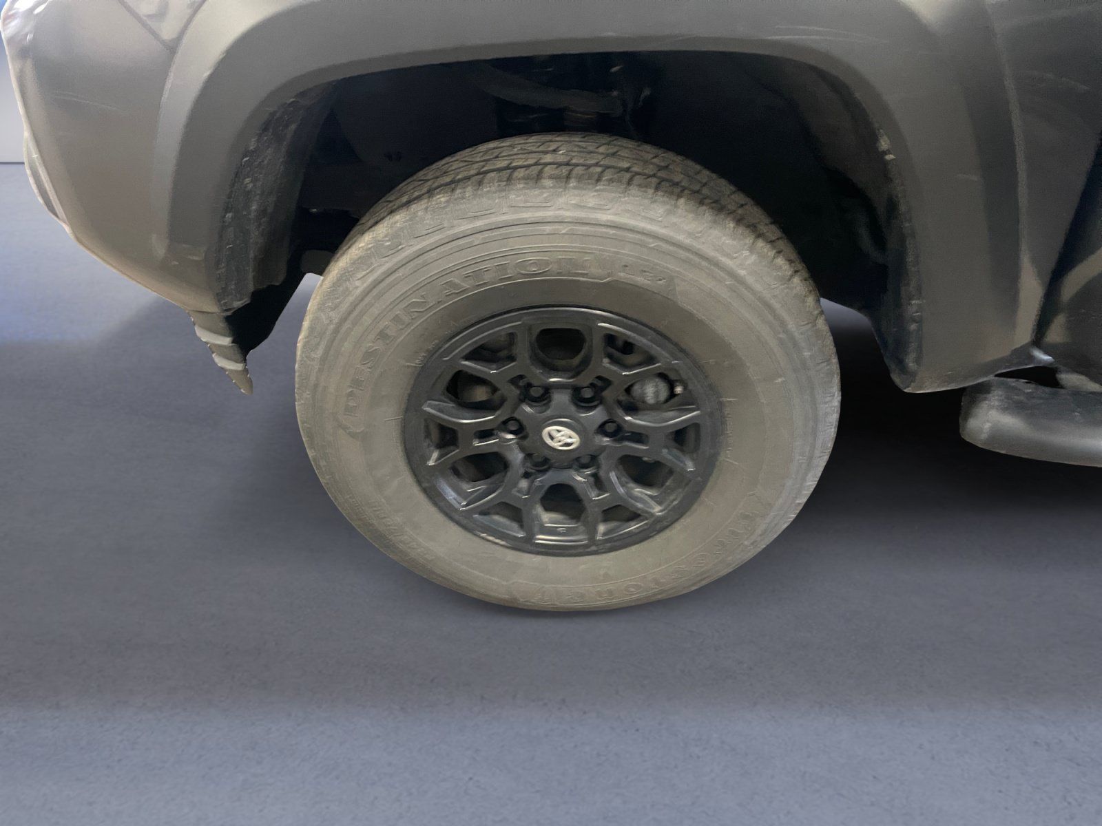 Used 2023 Toyota Tacoma SR5 AWD/4WD image 14