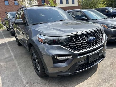 Used 2021 Ford Explorer ST w/ Equipment Group 401A AWD/4WD image 2