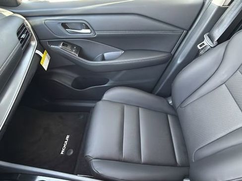 New 2026 Nissan Rogue SV image 12