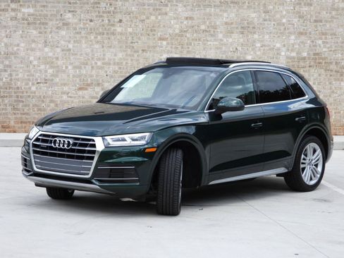 Used 2019 Audi Q5 2.0T Premium Plus w/ Premium Plus Package AWD/4WD image 16