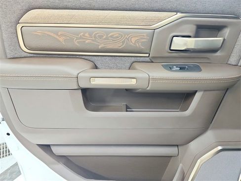 New 2026 RAM 3500 Longhorn image 39