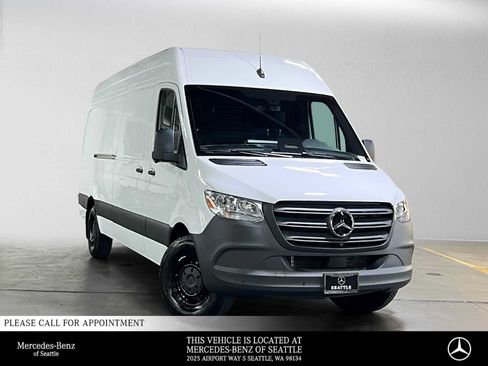 Used 2026 Mercedes-Benz Sprinter 2500 image 1