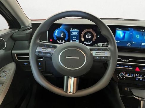 Certified 2025 Hyundai Sonata SE FWD image 14
