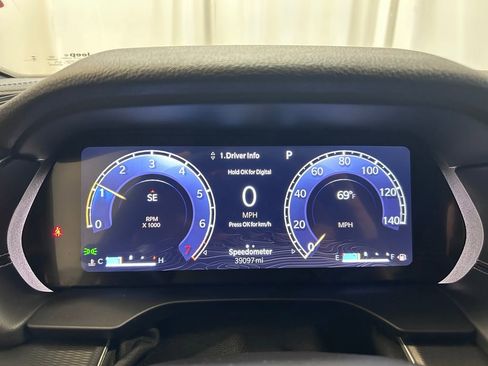 Used 2023 Jeep Grand Cherokee Altitude AWD/4WD image 15