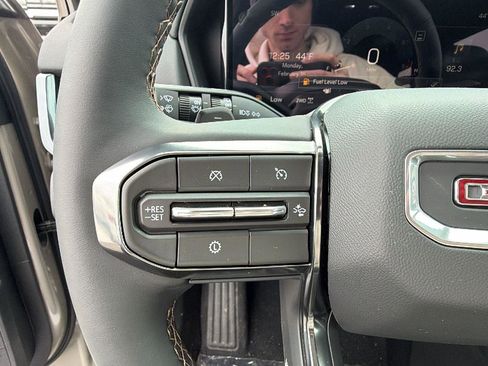 New 2026 GMC Terrain AT4 w/ Convenience Package III image 17