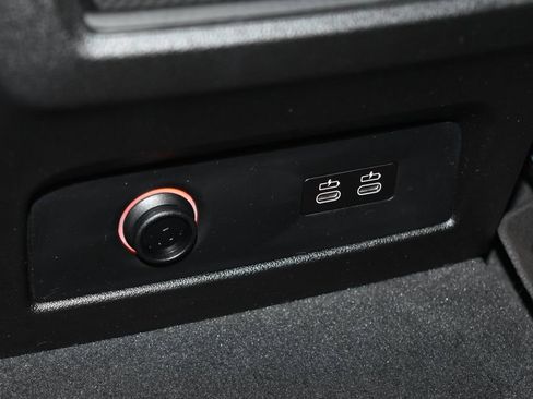 Certified 2025 BMW X7 xDrive40i image 22