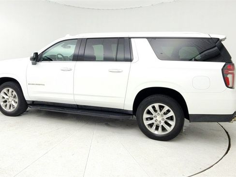 Used 2022 Chevrolet Suburban Premier image 4