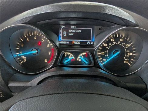 Used 2017 Ford Escape SE AWD/4WD image 11