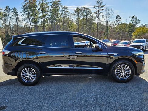 Used 2024 Buick Enclave Premium image 14