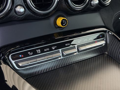 Used 2018 Mercedes-Benz AMG GT R image 26