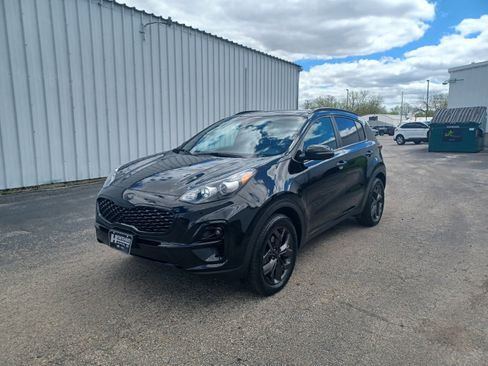 Used 2021 Kia Sportage AWD Nightfall Edition image 1