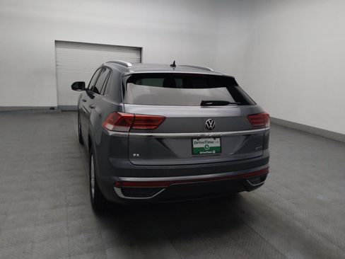 Used 2021 Volkswagen Atlas Cross Sport SE w/ Panoramic Sunroof Package AWD/4WD image 6