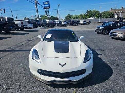 Used 2016 Chevrolet Corvette Stingray Coupe w/ Carbon Flash Badge Package RWD image 3
