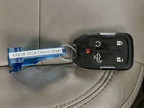 Used 2019 Chevrolet Silverado 1500 RST AWD/4WD image 36