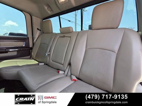 Used 2017 RAM 1500 Laramie w/ Convenience Group AWD/4WD image 24