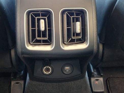 Certified 2021 Kia Sorento EX w/ Panoramic Sunroof Package image 30