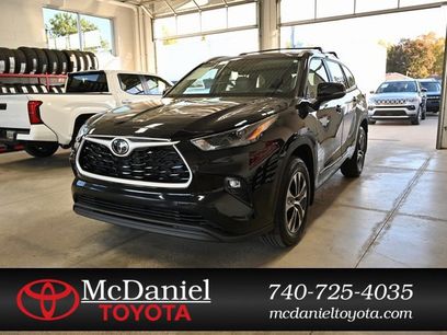 Used 2023 Toyota Highlander XLE