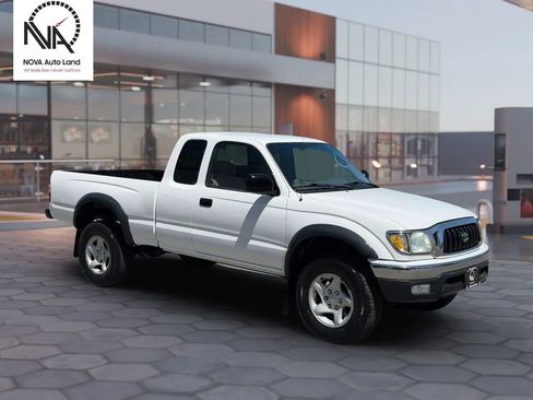 Used 2002 Toyota Tacoma 4x4 Xtracab V6 image 2
