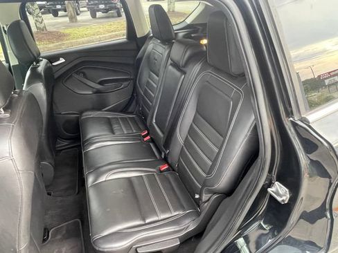 Used 2018 Ford Escape Titanium FWD image 11