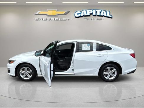 Used 2023 Chevrolet Malibu LS FWD image 9