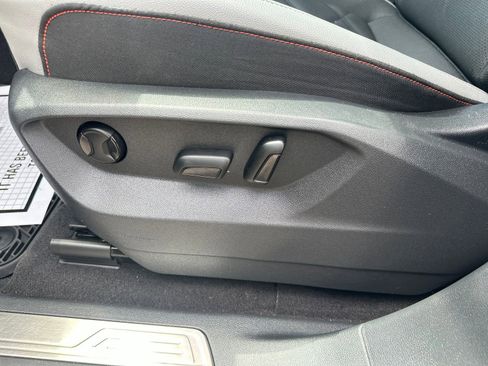 Certified 2024 Volkswagen Atlas Peak Edition SE AWD/4WD image 13