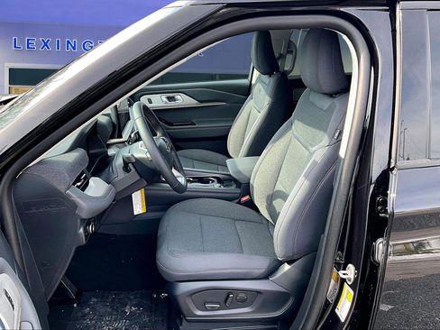 New 2026 Ford Explorer Active image 9