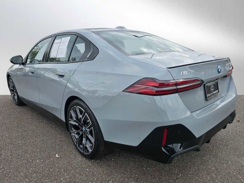 Used 2026 BMW i5 eDrive40 w/ M Sport Package image 5