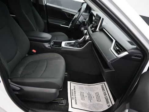 Used 2024 Toyota RAV4 LE image 8