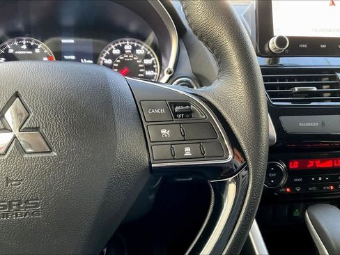Used 2024 Mitsubishi Eclipse Cross SE image 23